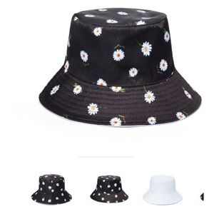 Alice + Olivia
Ao X Reversible Bucket Hat